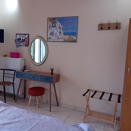 Valta'S Room 2 Palairos Exterior photo