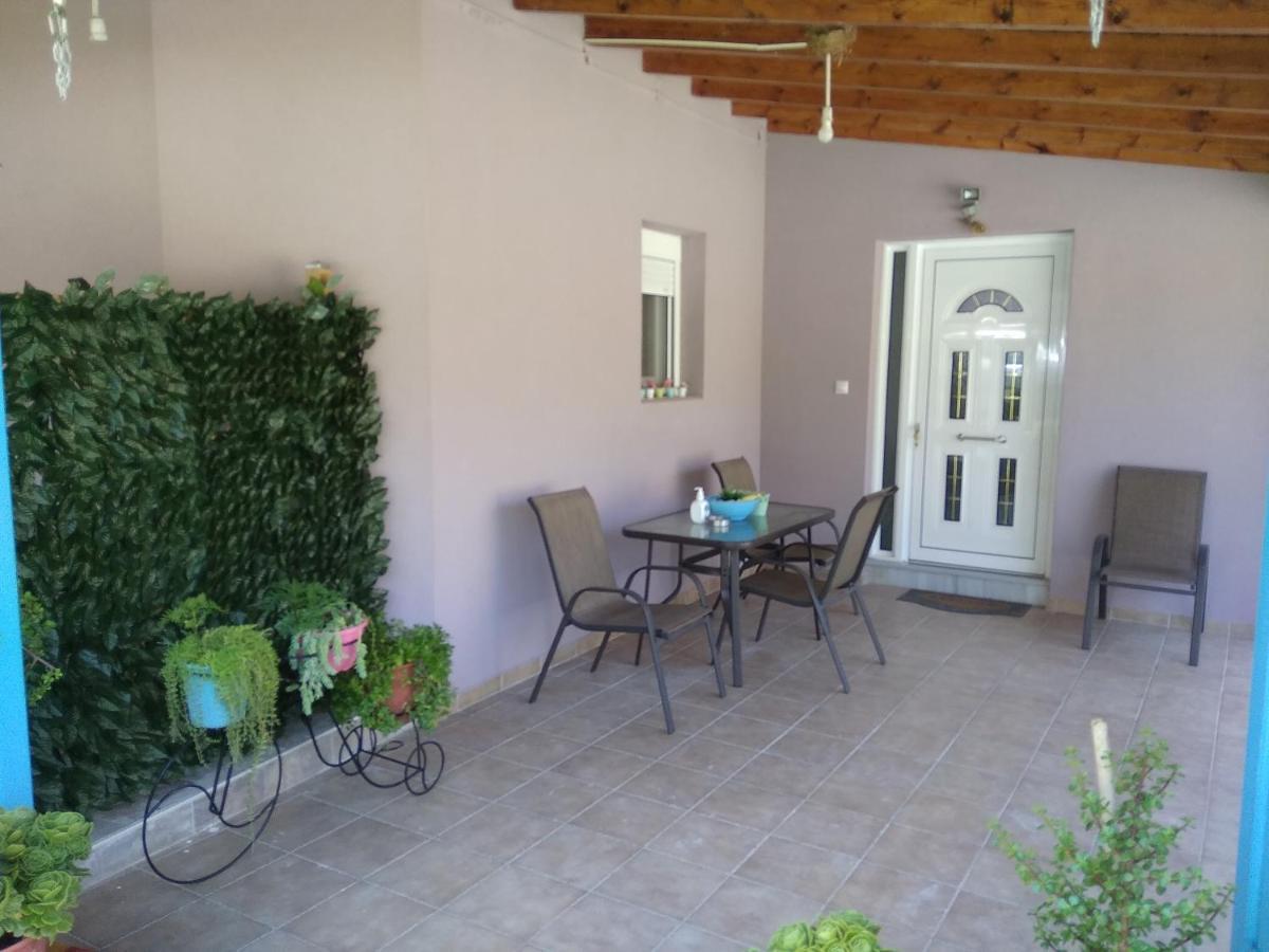 Valta'S Room 2 Palairos Exterior photo