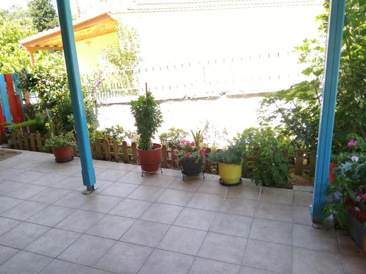Valta'S Room 2 Palairos Exterior photo